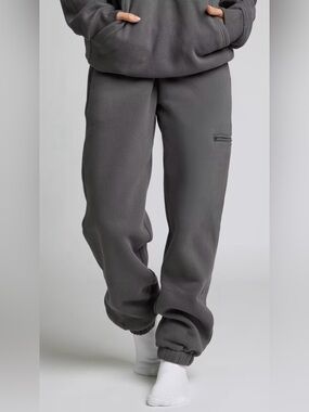 Comfrt NWOT Airplane Mode Travel Sweatpants Steel Grey Size S Unisex